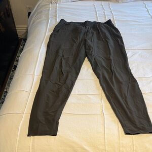 Lululemon men’s pants